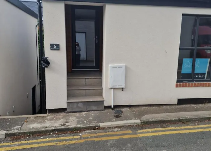 Town Center Duplex 6